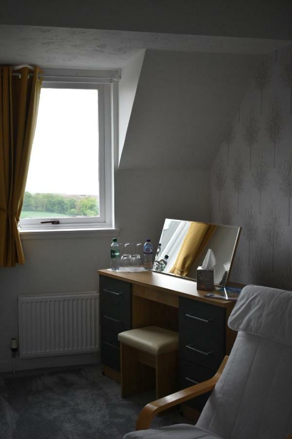 Monturpie Guest House Kirkton of Largo ภายนอก รูปภาพ